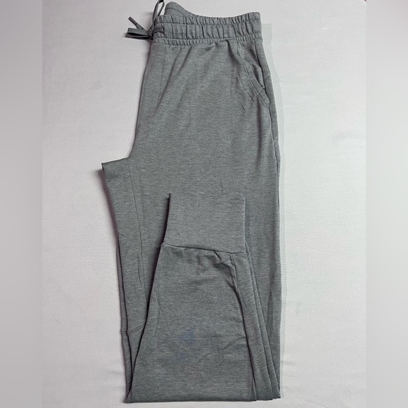 🔥🔥🔥 Lolë Men's Lightweight Lounge Joggers Gray NWOT - Picture 3 of 5